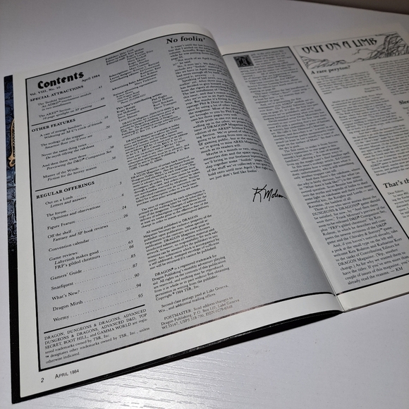 The Dragon Magazine Issue 84 April 1984 vintage D&D dungeons and dragons - Picture 6 of 9